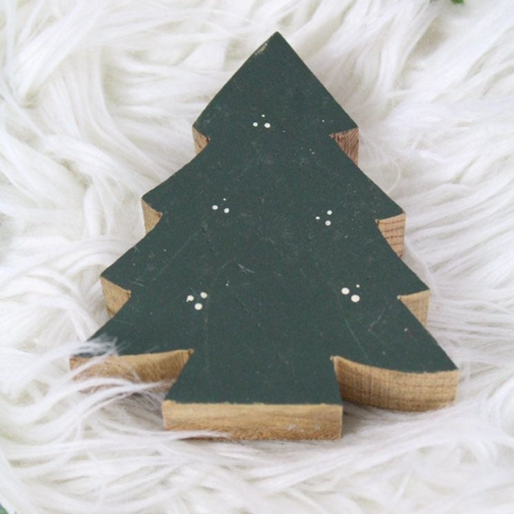 Wooden christmas tree figurine ornament